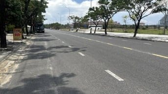 18 tỷ/250m2.Nhà 2M tiền,3tấm,đường Phạm Hữu Nhật,Biển Sơn Thuỷ,Đà Nẵng