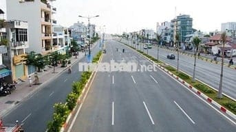 Bán Nhà Mặt Tiền Đường Phạm văn Đồng - Kinh Doanh Sầm Uất