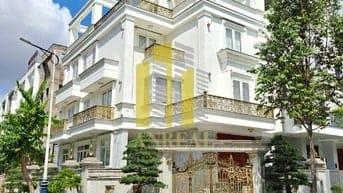 BIỆT THỰ GÓC 2 MẶT TIỀN ĐỦ NỘI THẤT CAO CẤP GIÁ 120 TRIỆU