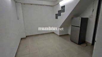 Cho thuê phòng trọ giá rẻ sát Đại Học Nguyễn Tất Thành Quận 4