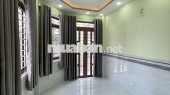 Bán gấp nhà hẻm xe hơi 96m2, 8pn,giá 7,5 tỷ , đường Lê Văn Lương,Quận7