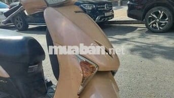 Bán xe Lead mầu kem chính chủ