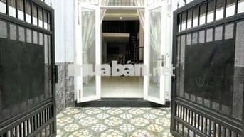 HẺM NHỰA MỘT TRỤC XE HƠI TỚI NHÀ - NGUYỄN KIỆM, PN - 47m2 - NHỈN 6 TỶ.