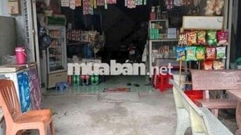 Bán nhà mặt tiền đường nhựa thông gần chợ Đầu Mối Hóc Môn