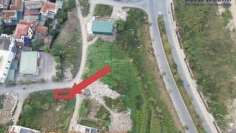 Chính chủ bán lô góc đất dịch vụ di trạch 110m2 vị trí gần đường 3,5