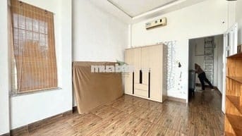 CHO THUÊ NHÀ NGUYÊN CĂN 1 TRỆT 2 LẦU CÓ 2 PN VẠN THẠNH 10 TRIỆU/ THÁNG