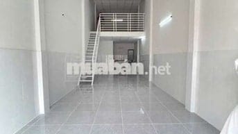 Nhà trệt trống suốt có gác lửng đúc 1wc DT 4❌17.Hẽm 8m Thông LE VQuoi