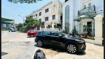Tôi cần bán nhà Biệt Thự KĐT Thành Phố Giao Lưu, 4tầng full nội thất