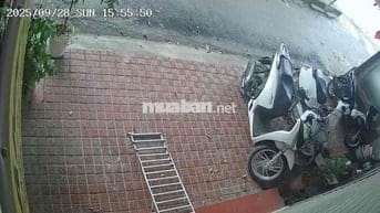 Xe SH to nặng chật. muốn đổi sang xe điện