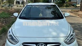 Hyundai Accent 2014 1.4 AT Hatchback - 67000 km