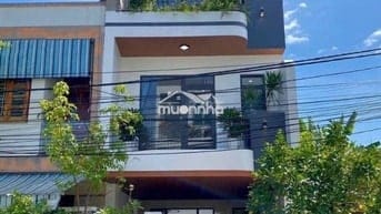 Chủ Ngợp Bán Gấp nhà LÊ THỊ RIÊNG Q1 60m2 giá 4ty4. Cho thuê 20tr/th