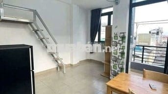 Căn hộ gác trống và full nội thất