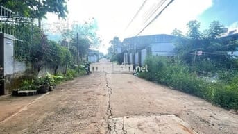 ĐẤT HẺM 246 YMOAL ĐƯỜNG Ô TÔ NÉ