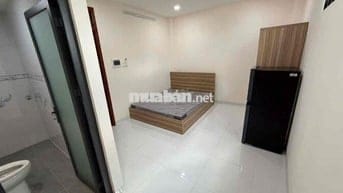 Cho thuê căn hộ Studio Cửa sổ Q4 gần ĐH Luật, ĐH Nguyễn Tất Thành