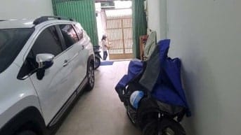 Cho Thuê Mặt Bằng Mặt Tiền Đường Đội Cung. Q11.