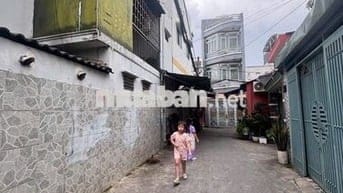 Bán gấp nhà 104m2 – Hẻm Ô tô – Phan Văn Hớn, Quận 12 - Giá nhỉnh 5 tỷ