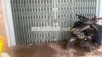 Cho thuê nhà quốc lộ 1 gần cầu vượt tân thời hiệp