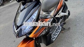 AB 2010 up 2011 thái bstp máy zin cam -đen mới 90%