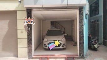 Cho thuê nhà nguyên căn diện tích 33m2 x 6 tầng, có gara ô tô , giá 9,