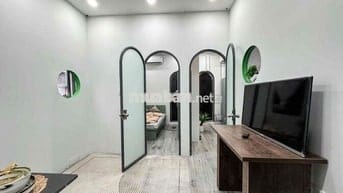CHO THUÊ CĂN HỘ 2PN FULL NỘI THẤT BAN CÔNG GẦN CHUNG CƯ HÀ ĐÔ CENTROSA
