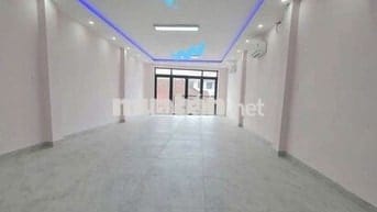 CHO THUÊ NHÀ 5X22(TRỆT+LỬNG+2LẦU+SÂN THƯỢNG)FULL MÁY LẠNH,THANG MÁY