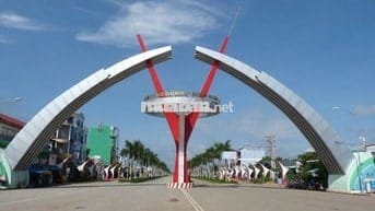 BÁN ĐẤT SỔ HỒNG RIÊNG GẦN KCN VỚI 1KM .