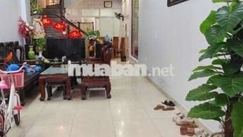 Chính chủ cần bán nhà 3 tầng độc lập giá rẻ
