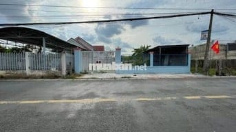 Lô đất ngộp 302m2 ngay trung tâm Gò Dầu 890 triệu thương lượng