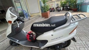 Xe spacy màu trắng