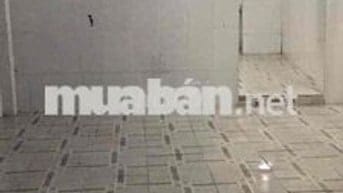 Nhà hẻm thông 40m2, gác lửng, nước giếng miễn phí gần sân bay