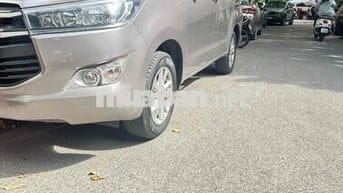 Toyota Innova 2020 - 56234 km