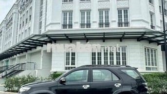Toyota Fortuner 2016 máy DẦU 30E/5 số còn mới đẹp