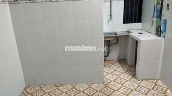Phòng trọ 16m2 có bếp và cửa sổ thoáng mát