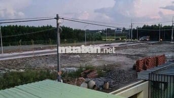 Nhà đối diện khu tái định cư Bình Lợi