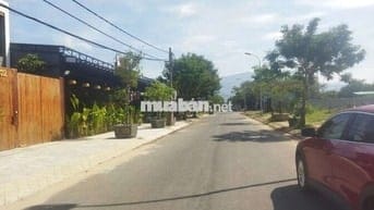 Đất đẹp gần biển, xây vila, căn hộ... 180m2