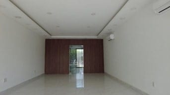 Cho thuê nhà Him Lam MT Nguyễn Thị Thập có thang máy giá 70T/tháng