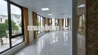Cho thuê shophouse góc 100m² San Hô Vinhomes OCP full ĐH thang máy