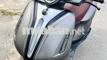 Yamaha Grande ABS xám 2023