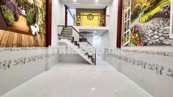Bá Nhà mt Chợ 2-6  Vỉnh Lọc A Bình Chánh to HCM