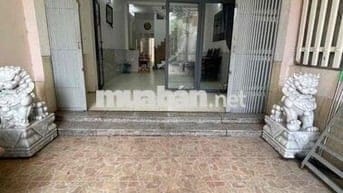 nhà 4x33m 1 lầu 2 phòng ngủ có sân trước sân sau