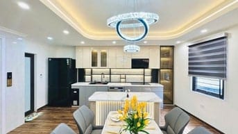 Bán gấp nhà Nguyễn Khánh Toàn ngõ thông gần phố kinh doanh 60m² x 5 tầ