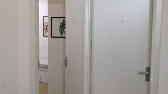 Cho thuê căn hộ Ngõ 97 Văn Cao, Ba Đình, 65m2, 2 PN, đủ tiện nghi