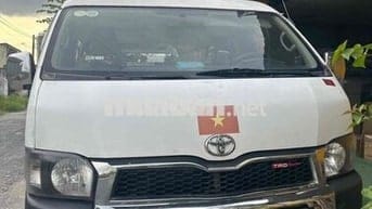 Toyota Hiace 2007 - 200000 km