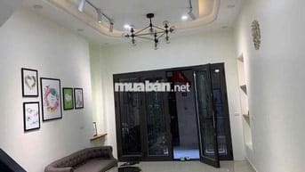 Hot! Vũ Tông Phan, 30m ra mặt phố, ngõ 2,5m, ngõ thông, nhà đẹp. 8 tỷ