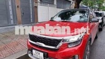 Kia Seltos 2020 Premium 1.4 AT - 25000 km