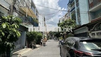 Gần Mặt tiền Dương Quảng Hàm, 95m2, 2 Lầu, 3pn, Hẻm Xe Hơi Vào Nhà.