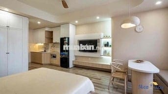 Cho thuê căn hộ 1 phòng ngủ. chung cư Garden Gate. gần sân bay TSN