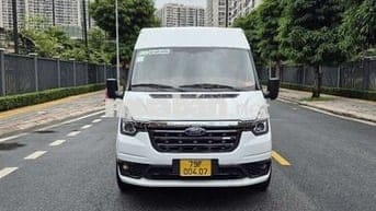 Ford 2024 Premium 16 - 80000 km