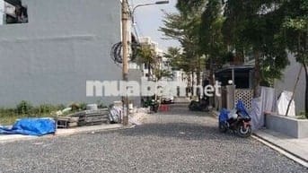 300 m có chợ 800 m có Đại học mở đại học thành phố Hồ Chí Minh