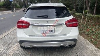 Mercedes Benz GLA200 2014